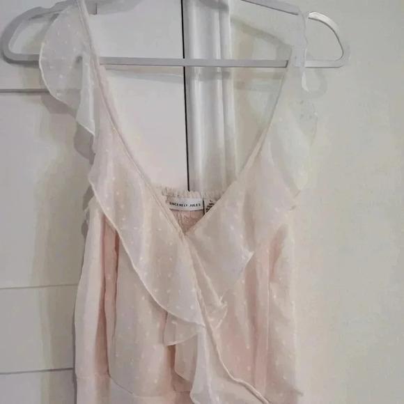 Sincerly Jules Blush Pink Flutter Sleeve Romper Size Large NWT - Picture 2 of 5